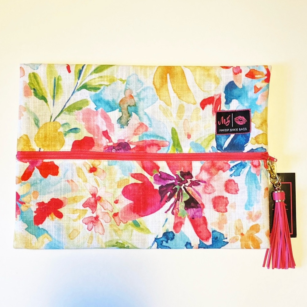 NWT Large Makeup Junkie Bag